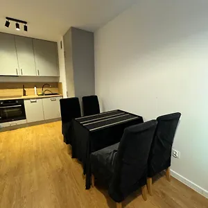 estella-bara-nowo-lotnisko-5-min.poznan-hotels.com/